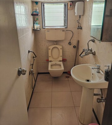 Bathroom in 1 BHK Apartment at Kurla East – for Rent