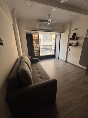 Master Bedroom in 1 BHK Apartment at Kurla East – for Rent