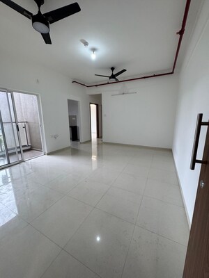 2 BHK Apartment For Rent in Runwal The Central Park, Chinchwad