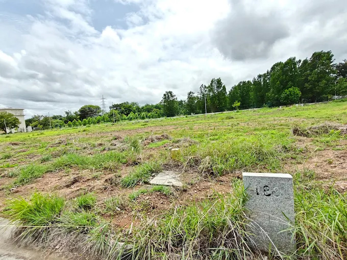 Plot For Sale in Hiranandani Loftline Shankarpalli