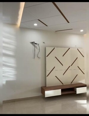 Furnished Amenities in 3 BHK Apartment at BPTP Eden Estate, Sector 81 – for Rent