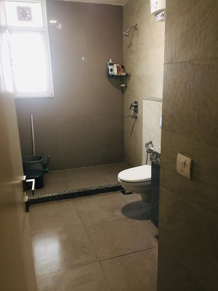 Bathroom, conscient-hines-elevate 4 Bedroom 3395 Sq.Ft. Apartment In Sector 59 Gurgaon 9583911