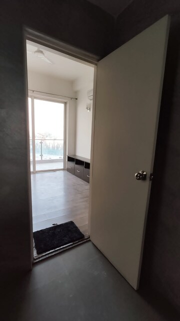 Room in 4 BHK Apartment at Conscient Hines Elevate, Sector 59 – for Sale