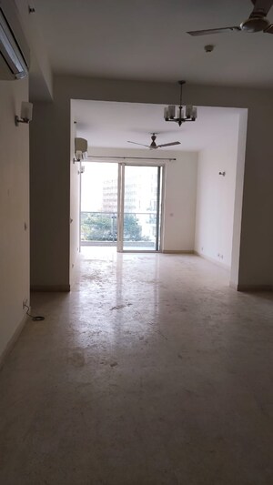Room in 4 BHK Apartment at Conscient Hines Elevate, Sector 59 – for Sale