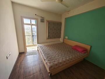 2 BHK Apartment For Rent in Bodakdev