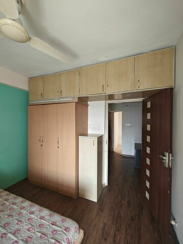 Room in 2 BHK Apartment at Bodakdev – for Rent