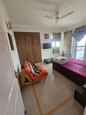 Bedroom in 3 BHK Apartment at Orchid Petals, Sector 49 – for Rent
