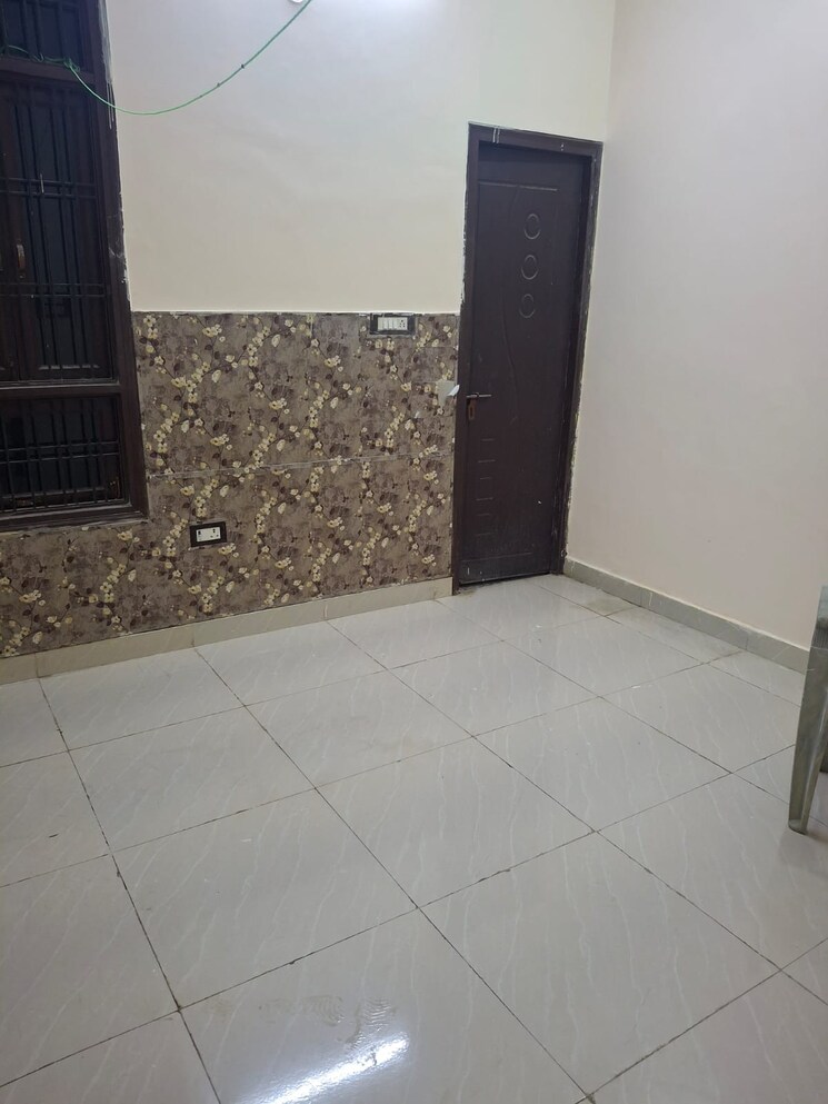 Room, manas-town 2 Bedroom 1200 Sq.Ft. Builder Floor In Indira Nagar Lucknow 9583986