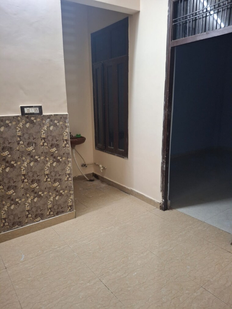 Room, manas-town 2 Bedroom 1200 Sq.Ft. Builder Floor In Indira Nagar Lucknow 9583986