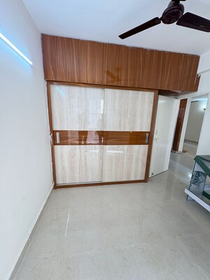 Furnished Amenities in 2 BHK Apartment at Signature The Millennia 3, Sector 37d – for Rent