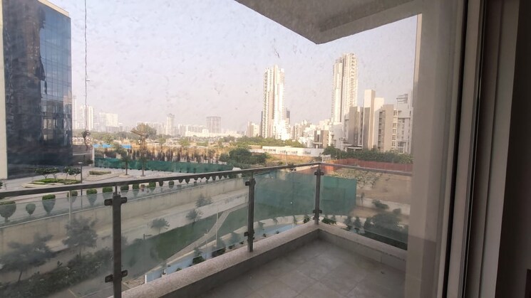 Swimming Pool, conscient-hines-elevate 3 Bedroom 2595 Sq.Ft. Apartment In Sector 59 Gurgaon 9583970