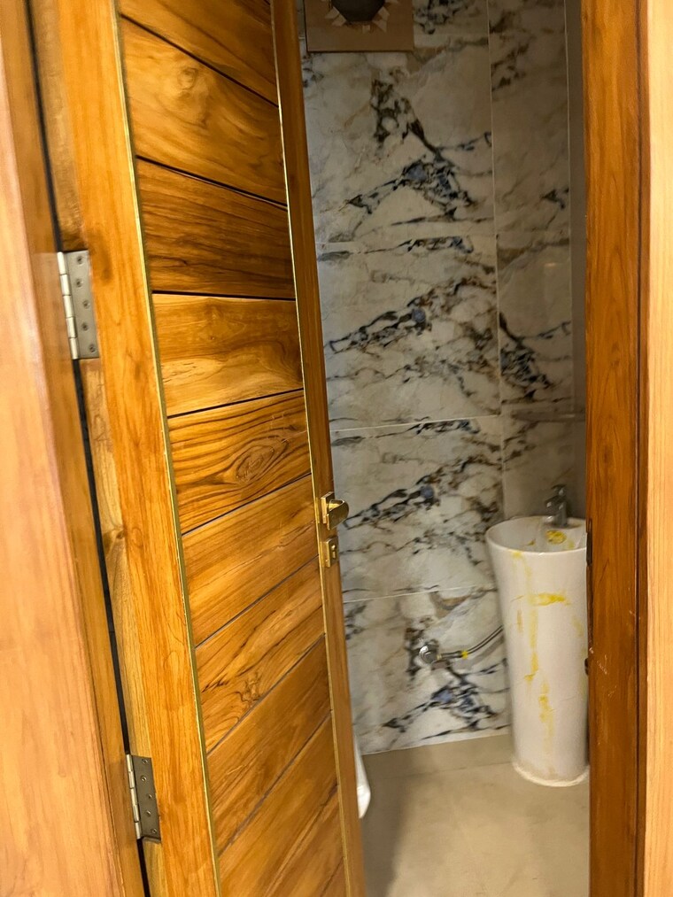 undefined, sector 85 3 Bedroom 500 Sq.Ft. Builder Floor In Sector 85 Faridabad 9583974