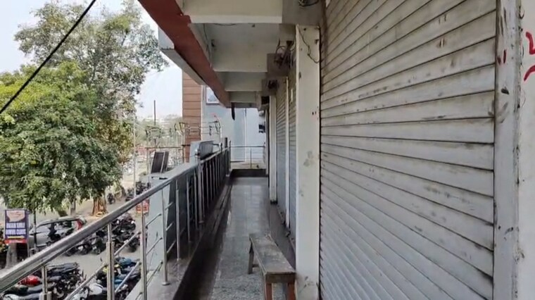 Balcony, kadru Commercial Shop 400 Sq.Ft. In Kadru Ranchi 9583976