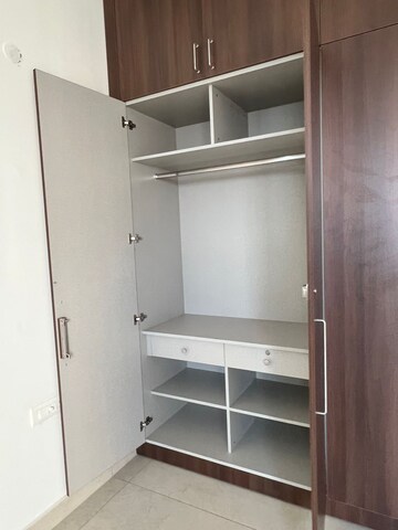 Bathroom in 3.5 BHK Apartment at Malwa Escon Primera, International Airport Road – for Rent