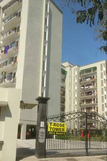 2 BHK Apartment – Exterior View View at AT Dreams T Rose Tower, Jankipuram - for Sale
