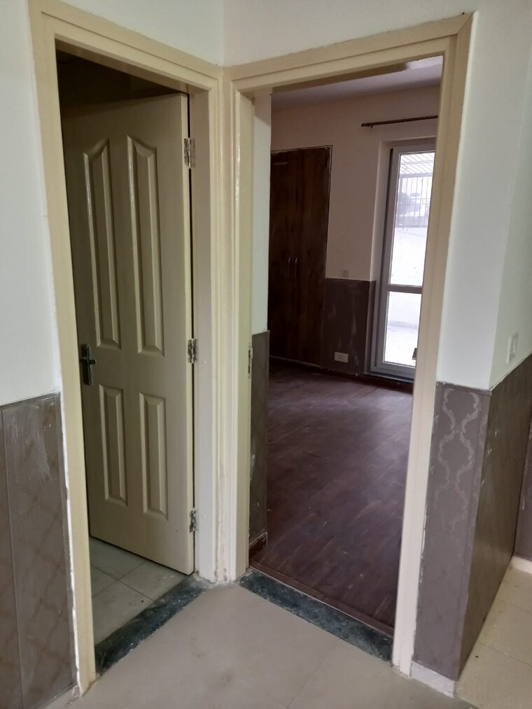 Balcony, bptp-park-floors-i 3 Bedroom 1032 Sq.Ft. Builder Floor In Sector 77 Faridabad 9584017