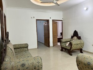 2 BHK Builder Floor For Rent in Saket