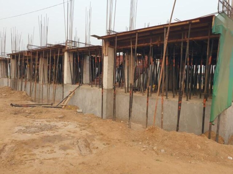 undefined, grace-resilviaa 3 Bedroom 1950 Sq.Ft. Builder Floor In Sector 78 Gurgaon 9584016