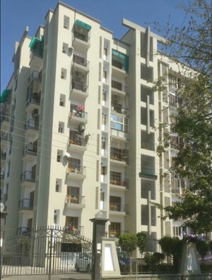 3 BHK Apartment – Exterior View View at AT Dreams T Rose Tower, Jankipuram - for Sale