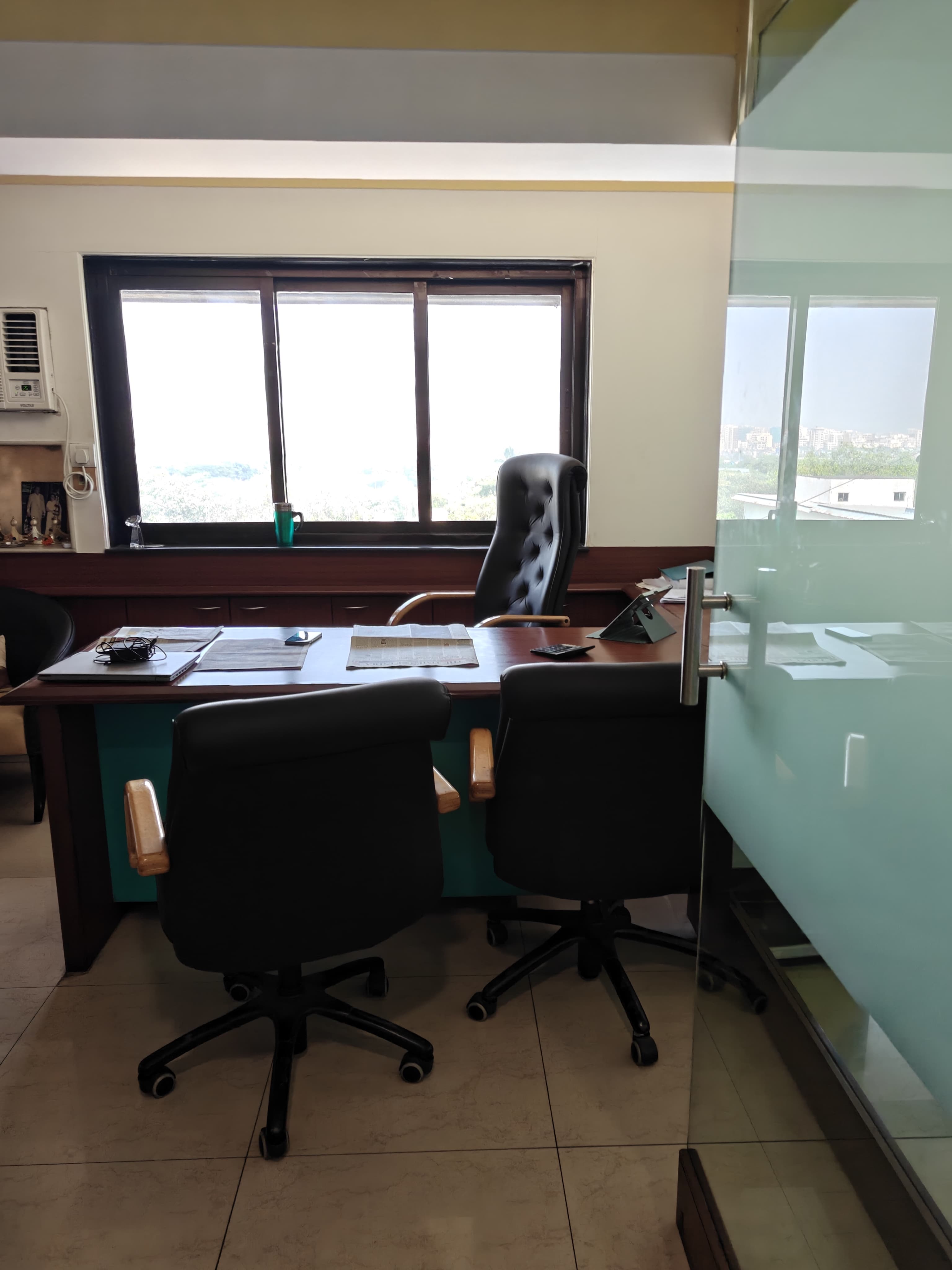Office Space For Rent in Santacruz West