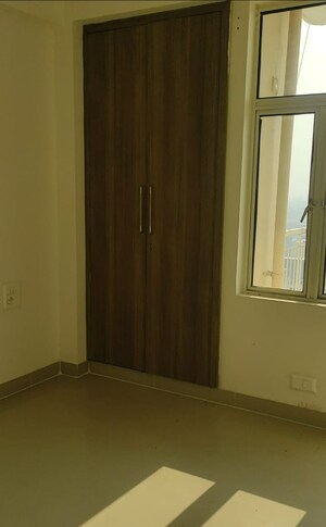 Room in 2 BHK Apartment at Mittal Rajnagar Residency, Raj Nagar Extension – for Rent