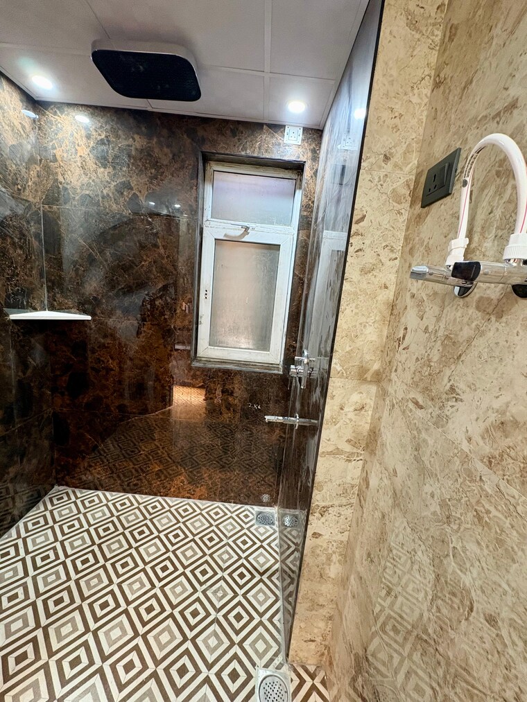 Bathroom, bptp-princess-park 2 Bedroom 795 Sq.Ft. Apartment In Sector 86 Faridabad 9584104