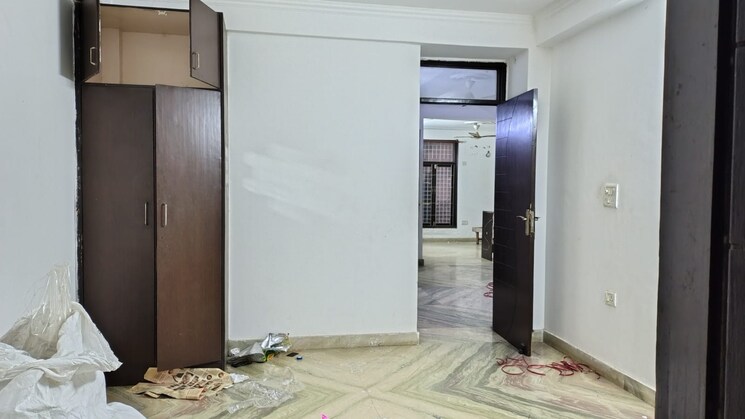 Room, saket 3 Bedroom 1200 Sq.Ft. Builder Floor In Saket Delhi 9584219