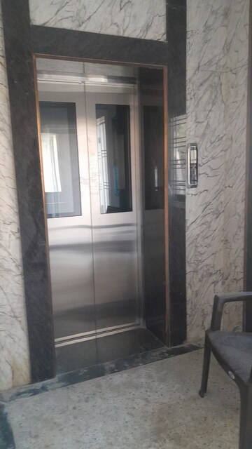 Building Lobby in  Office Space in IT/SEZ at Lalpur Chowk – for Rent