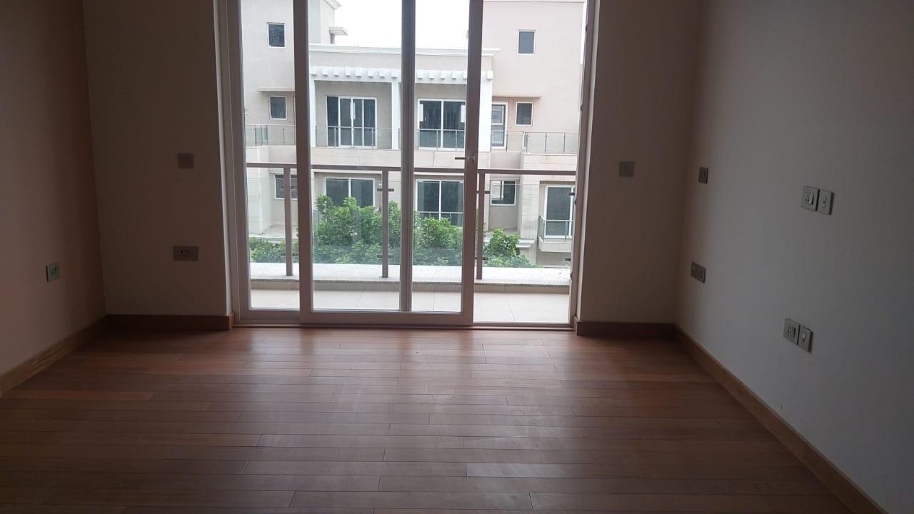 3.5 BHK + Pooja Room 2187 Sq.Ft. Apartment in Unitech Uniworld Gardens