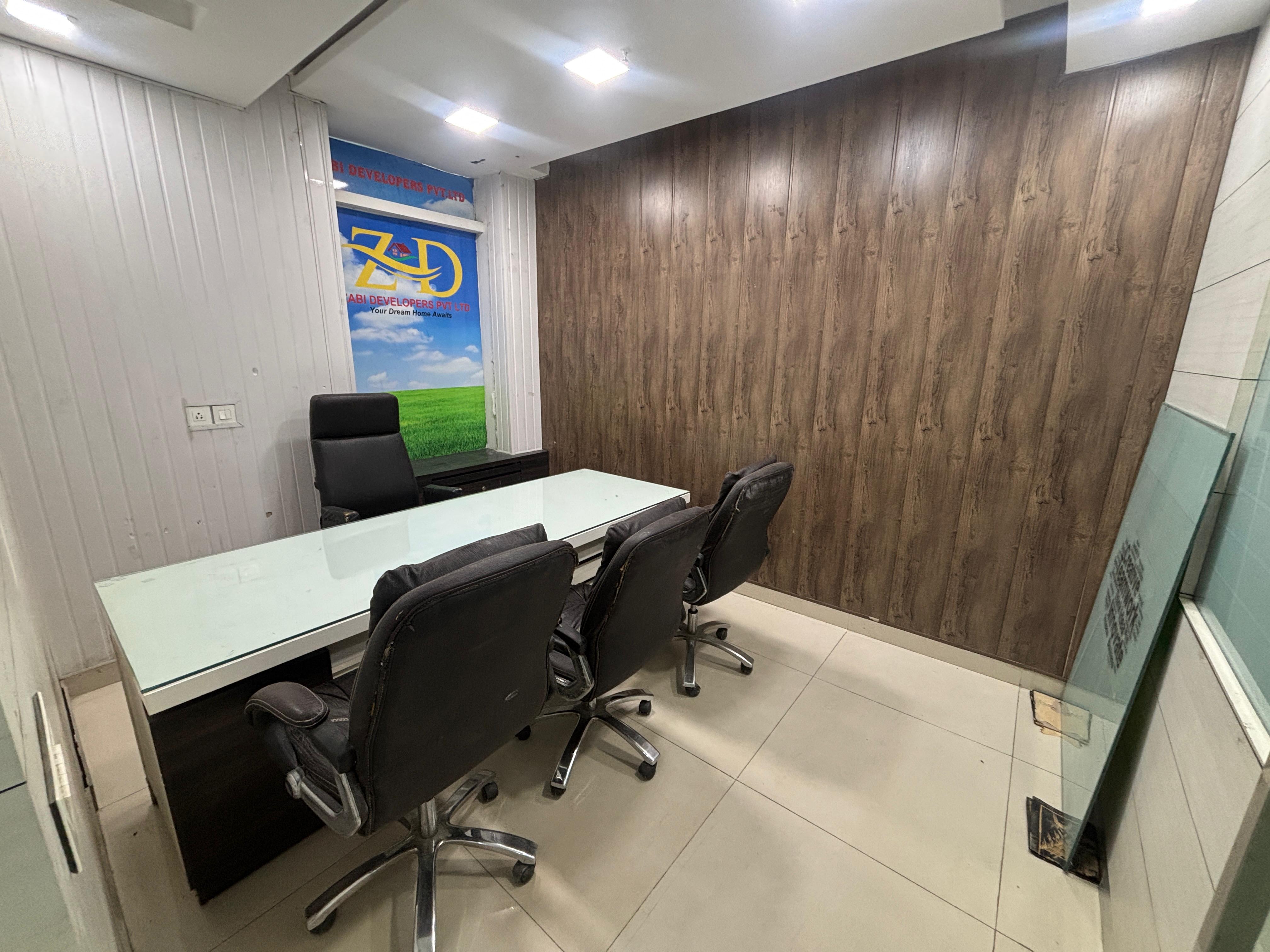 Office Space For Rent in Pearls Business Park 