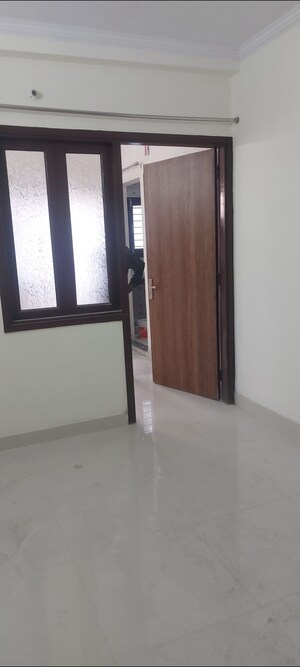Room in 1 BHK Apartment at Aadharshila Apartment, Sarita Vihar – for Rent
