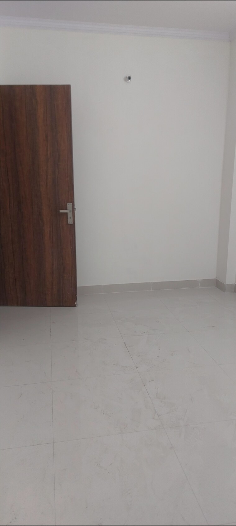 Room, aadharshila-apartment 1 Bedroom 450 Sq.Ft. Apartment In Sarita Vihar Delhi 9584377