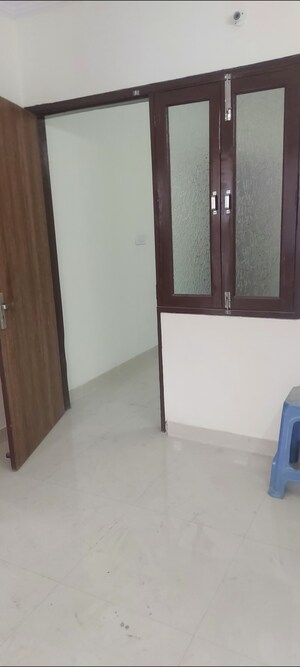 Room in 1 BHK Apartment at Aadharshila Apartment, Sarita Vihar – for Rent