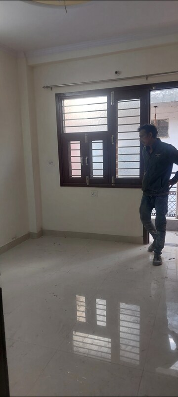 Parking in 1 BHK Apartment at Aadharshila Apartment, Sarita Vihar – for Rent