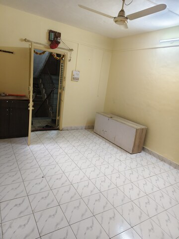 Bedroom in 1 BHK Apartment at Aundh – for Rent