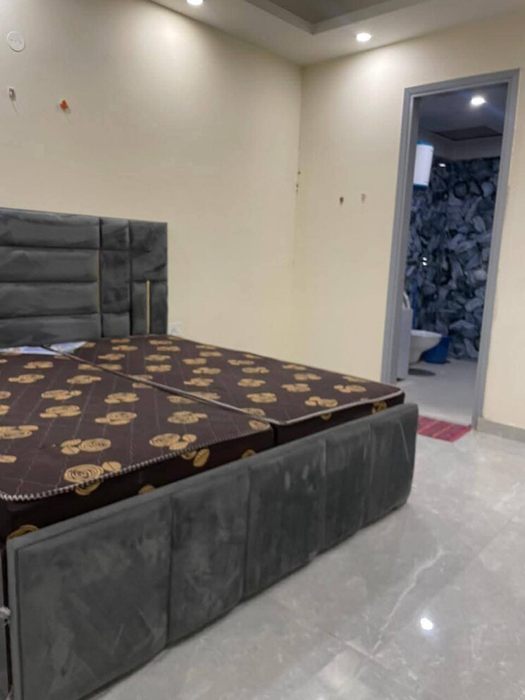 Bedroom, saket 3 Bedroom 1500 Sq.Ft. Builder Floor In Saket Delhi 9584427