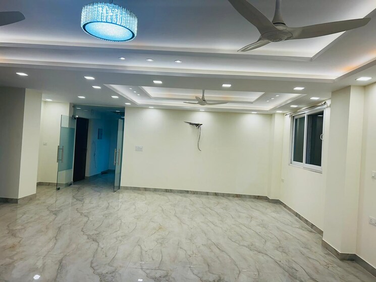 Bedroom, sector 81 3 Bedroom 269 Sq.Yd. Builder Floor In Sector 81 Faridabad 9584403