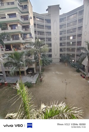 2 BHK Apartment For Rent in Antriksh Gateway Apartments, Sector 51