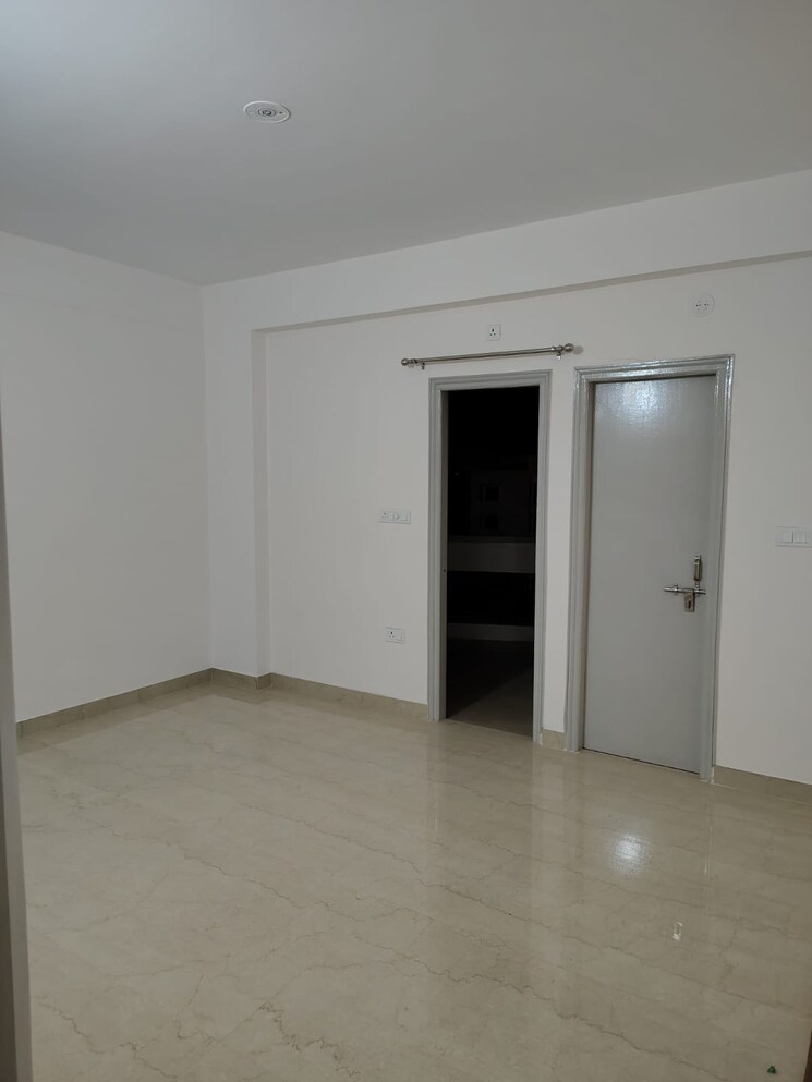 Room, argora 3 Bedroom 1720 Sq.Ft. Apartment In Argora Ranchi 9421727