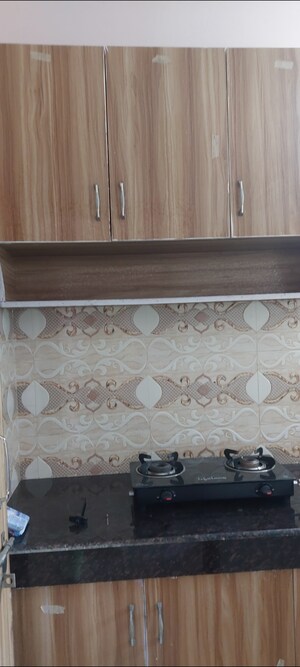 Furnished Amenities in 1 BHK Apartment at Sarita Vihar Pocket-C RWA, Sarita Vihar – for Rent