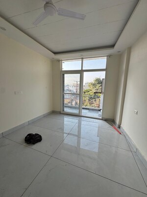 Room in 2 BHK Apartment at Sahastradhara Road – for Rent