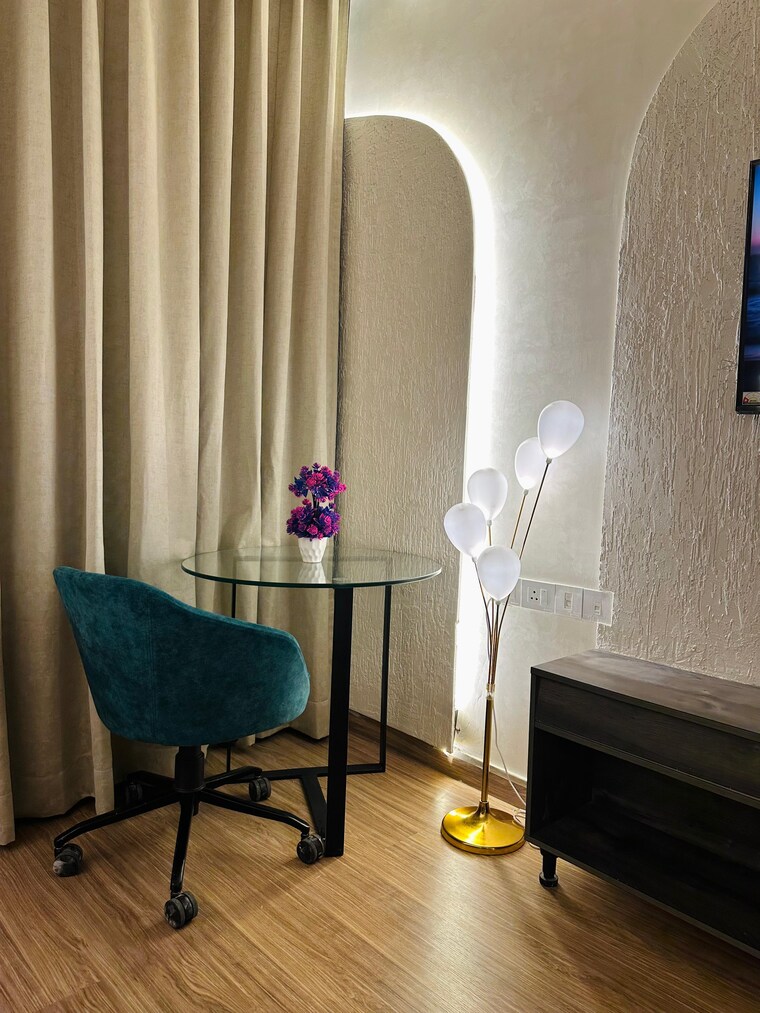 Bathroom, orchid-petals 3.5 Bedroom 2100 Sq.Ft. Apartment In Sector 49 Gurgaon 9584572