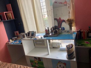  3 BHK Builder Floor at DLF Building 10, Dlf Phase ii – for Rent