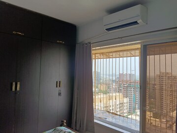 Room in 1 BHK Apartment at Malad West – for Sale