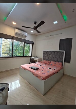 Bedroom in 2 BHK Apartment at Raheja Classique, Andheri West – for Rent
