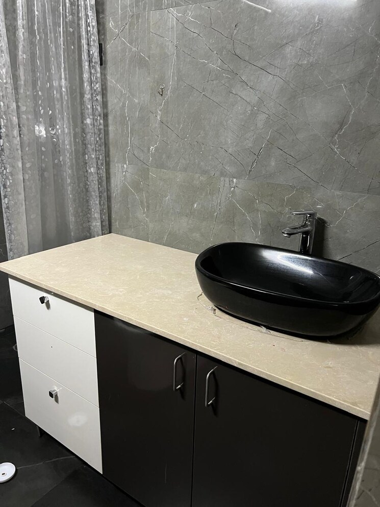 Attached Bathroom, emaar-palm-hills 3 Bedroom 1450 Sq.Ft. Apartment In Sector 77 Gurgaon 9584642