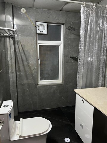 Attached Bathroom in 3 BHK Apartment at Emaar Palm Hills, Sector 77 – for Rent