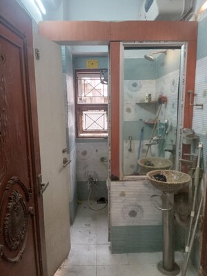 Bathroom in 6 BHK Apartment at Fort Residency, Behala – for Sale