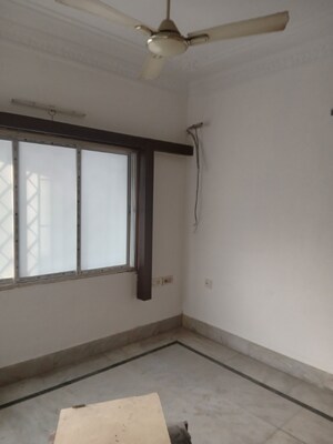 Room in 6 BHK Apartment at Fort Residency, Behala – for Sale