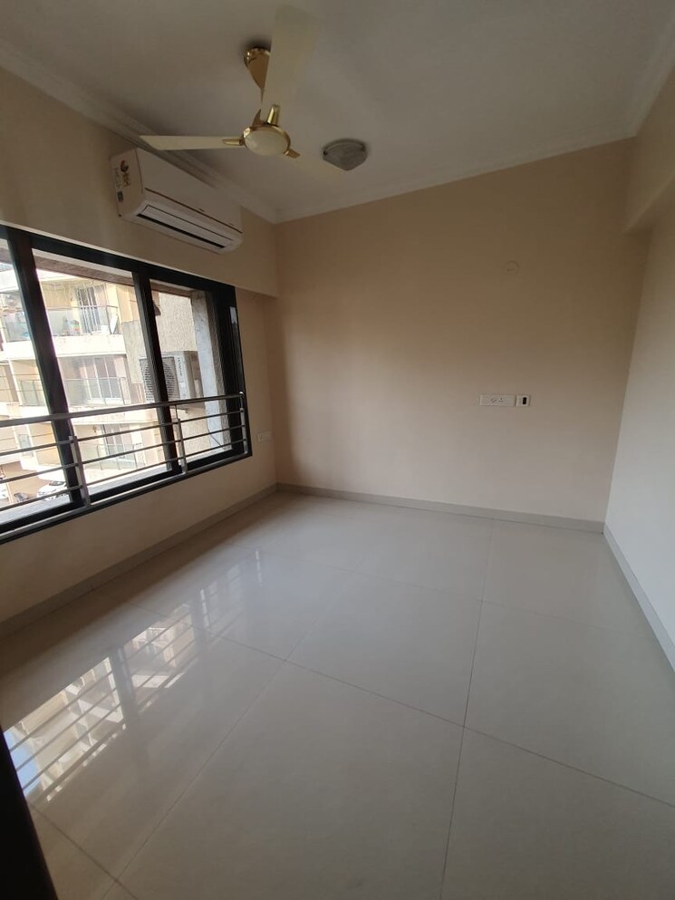 Room, prakash-two-roses 3 Bedroom 960 Sq.Ft. Apartment In Bandra West Mumbai 9584692
